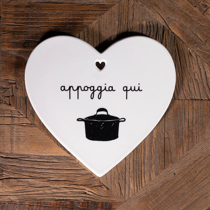 Sottopentola in grès a forma di cuore
